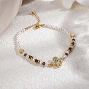 Cubic Zirconia Four Leaf Clover Bracelet with Natural Stone